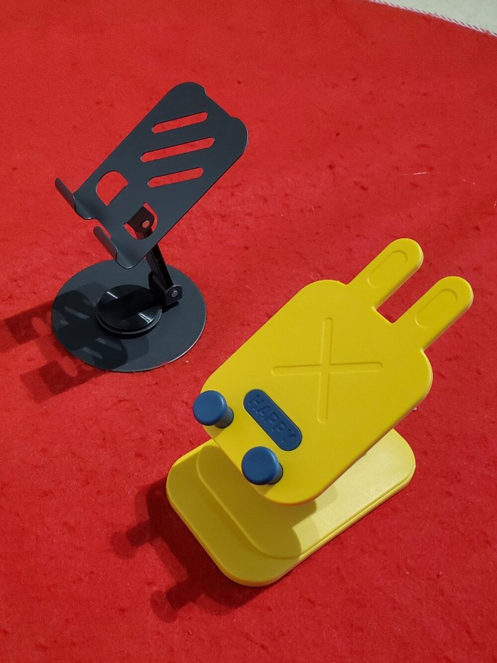 2 New Cell Phone Desk Top Craddles, Holders - Save $
